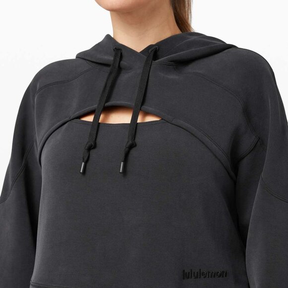 Lululemon Get Centred Crop Hoodie - 4 - Black (First Release) - Picture 6 of 7